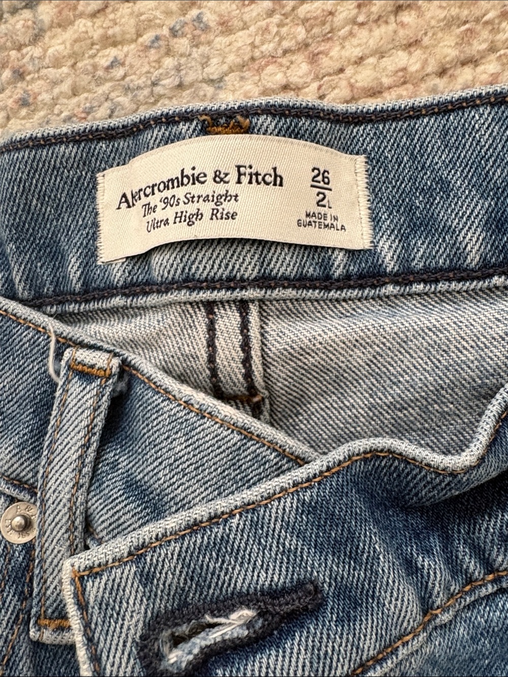 Abercrombie & Fitch Light Blue High-Rise '90s Straight Women's Jeans